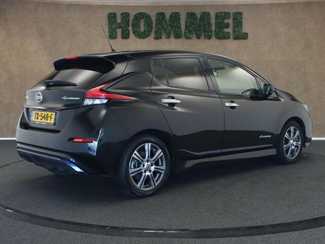 Nissan LEAF Tekna 40 kWh SOH 83.8%!! - ORIGINEEL NEDERLANDSE AUTO - AUTOMATISCHE AIRCO - DODEHOEKDETECTIE - VOORSTOELEN VERWARMD - STUURVERWARMING - ACHTERUITRIJCAMERA - ADAPTIEVE CRUISE CONTROL - KEYLESS ENTRY/START - BLUETOOTH TELEFOONVOORBEREIDING - NAVIGATIE