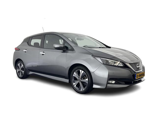 Nissan LEAF N-Connecta 40 kWh {SOH-90%} Aut. *HEAT-PUMP | ADAPTIVE-CRUISE | NAVI-FULLMAP | TOPVIEW | KEYLESS | BLINDSPOT | DIGI-COCKPIT | HEATED-COMFORTSEATS | DAB | PRIVACYGLASS | ECC | PDC | CARPLAY | 17"ALU*