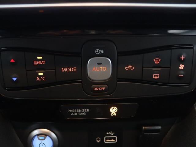 Nissan LEAF Acenta 40 kWh Camera | Adapt. Cruise | Navi