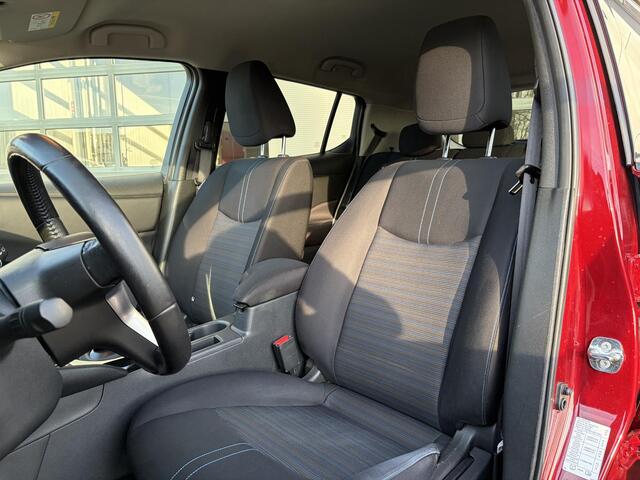 Nissan LEAF N-Connecta 40 kWh LED Pack