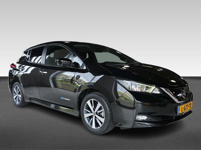 Nissan LEAF Acenta 40 kWh | Automaat | Adaptive Cruisecontrol | Achteruitrijcamera | Navigatie | 270 KM WLTP |