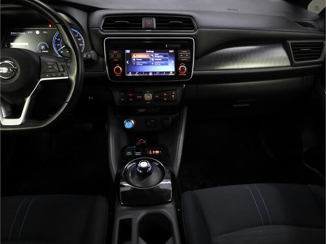 Nissan LEAF | Acenta 40 kWh | Adaptive cruise control | Camera | Climate control