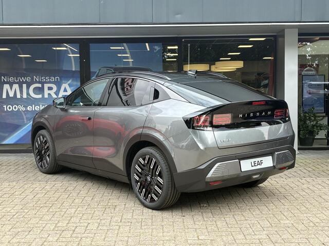 Nissan LEAF Evolve 52 kWh DEMO | Lederen bekleding | Stoel- en stuurverwarming | Stoelmassage | Climate Control | Parkeersensoren voor- en achter | Warmtepomp | Navigatiesysteem | BOSE Soundsystem | Head-up Display | Dimmend panoramisch dak | Fabrieksgarantie