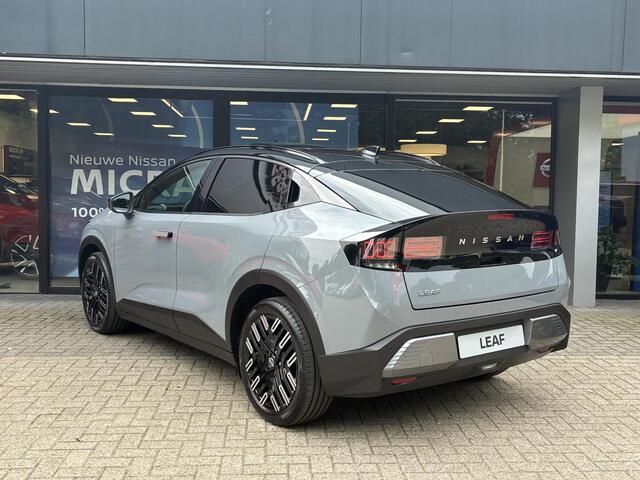 Nissan LEAF Evolve 52 kWh NIEUW UIT VOORRAAD LEVERBAAR | Lederen bekleding | Stoel- en stuurverwarming | Stoelmassage | Climate Control | Parkeersensoren voor- en achter | Warmtepomp | Navigatiesysteem | Head-up Display | Dimmend panoramisch dak | Fabrieksgarantie