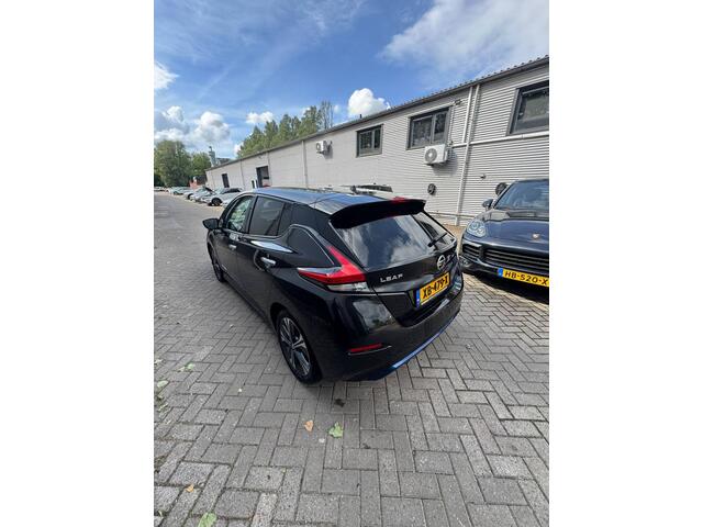 Nissan LEAF Tekna 40 kWh ¤ 8250,- Netto exportprijs excl BTW