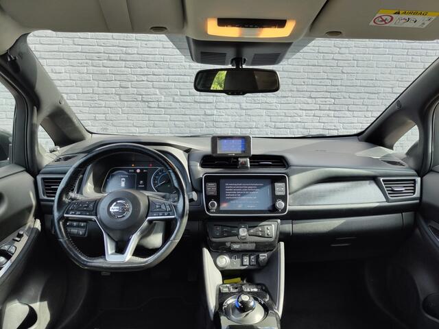 Nissan LEAF e+ N-Connecta 62kWh Adap.Cruise Warmtepomp Leder+Verwarmd 360°Camera Ecc Stuurverwarming Navi Apple Carplay/Android Auto Lmv Privacy Glas Isofix DAB Bluetooth Led Dodehoekdetectie 1e Eigenaar Origineel Nederlandse Auto