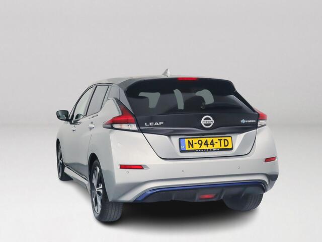Nissan LEAF Tekna 40 kWh | 360° camera | Stoelverwarming | Keyless | Extra getint glas
