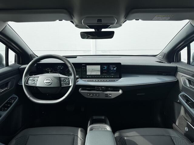Nissan LEAF Evolve 75 kWh Uit voorraad leverbaar ! / Google Maps Navigatie / BOSE Audio / Panoramadak / Lederen Bekleding / Massagestoelen / 360 Graden Camera /