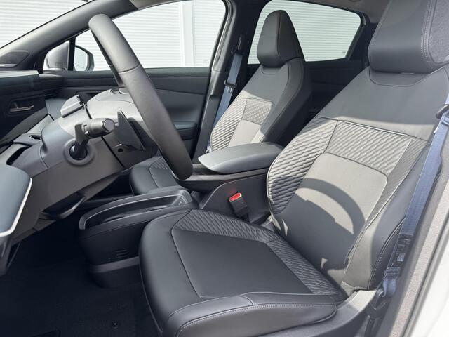 Nissan LEAF Evolve 75 kWh Uit voorraad leverbaar ! / Google Maps Navigatie / BOSE Audio / Panoramadak / Lederen Bekleding / Massagestoelen / 360 Graden Camera /
