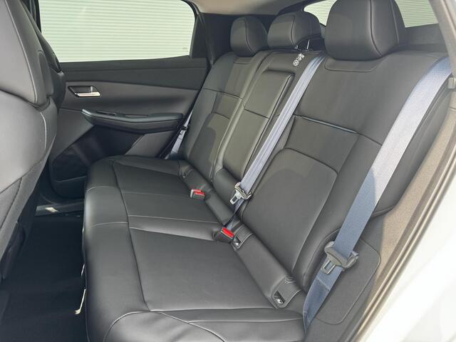 Nissan LEAF Evolve 75 kWh Uit voorraad leverbaar ! / Google Maps Navigatie / BOSE Audio / Panoramadak / Lederen Bekleding / Massagestoelen / 360 Graden Camera /