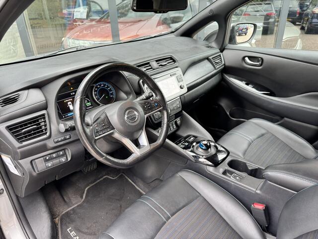 Nissan LEAF Tekna 40 kWh*85%SOH*Navi*ECC*EXPORT*
