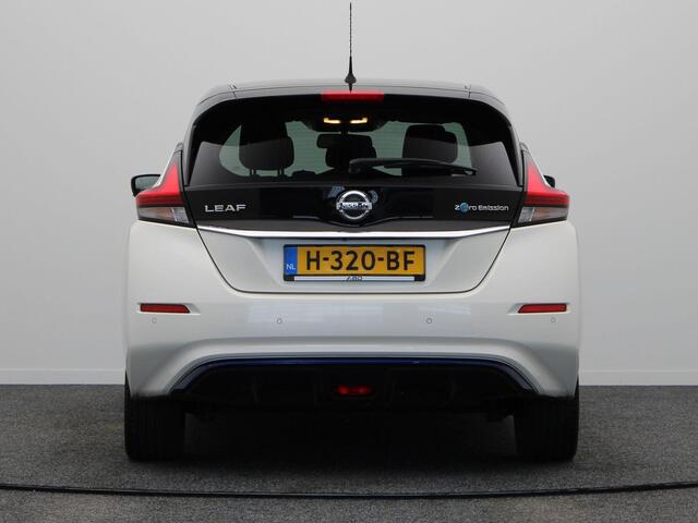 Nissan LEAF e+ Tekna 62 kWh | 94% SOH | Stoelverwarming voor en achterin | Leer | Pro-pilot | rondomzicht camera | BOSE audio | Dode hoek detectie | DAB | Apple carplay |