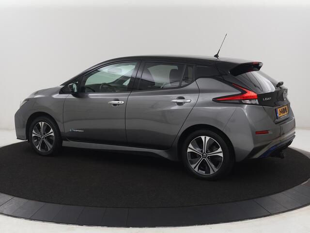 Nissan LEAF e+ Tekna 62 kWh | SOH 89.4% | Leder | Stuur/stoel verwarming | 360 camera | Adaptive cruise | Carplay | BOSE sound | Climate control | Dodehoek detectie | Full LED | Trekhaak |