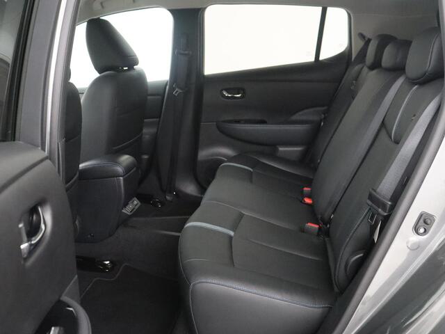 Nissan LEAF e+ Tekna 62 kWh | SOH 89.4% | Leder | Stuur/stoel verwarming | 360 camera | Adaptive cruise | Carplay | BOSE sound | Climate control | Dodehoek detectie | Full LED | Trekhaak |
