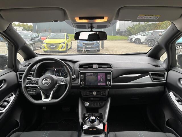 Nissan LEAF N-Connecta 40 kWh l voorstoelen verwarmd l Apple Carplay/Android Auto l cruise control adaptief l