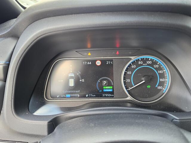 Nissan LEAF N-Connecta 39 kWh | SoH 92% | Trekhaak |360° camera | LED Verlichting |
