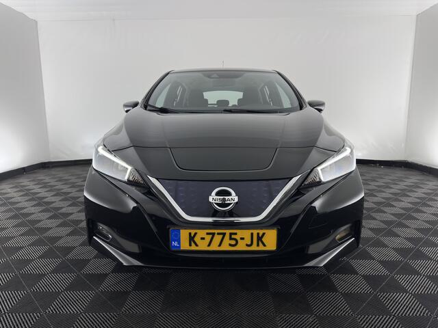 Nissan LEAF Acenta 40 kWh {SoH-86%) Aut. *HEATPUMP | ADAPTIVE-CRUISE | KEYLESS | NAVI-FULLMAP | DAB+ | DIGI-COCKPIT | PRIVACYGLASS | 16"ALU*