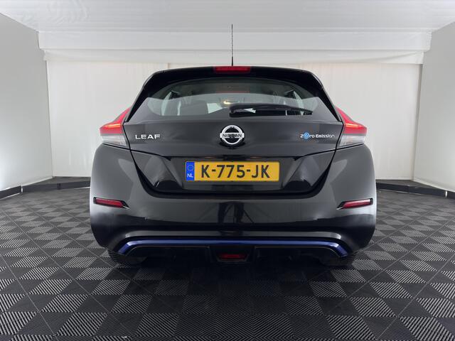 Nissan LEAF Acenta 40 kWh {SoH-86%) Aut. *HEATPUMP | ADAPTIVE-CRUISE | KEYLESS | NAVI-FULLMAP | DAB+ | DIGI-COCKPIT | PRIVACYGLASS | 16"ALU*