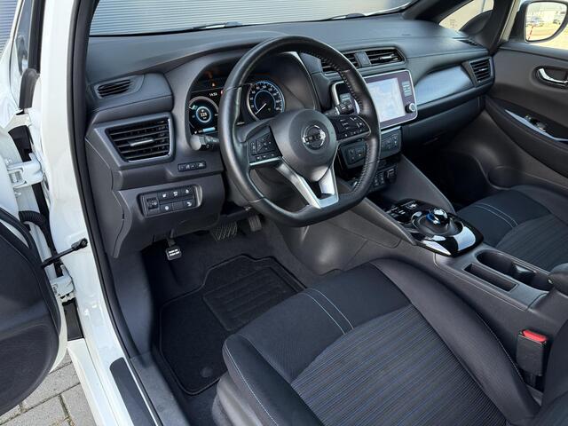 Nissan LEAF N-Connecta 40 kWh ?SOH 88.6% ?Navigatie ?360° Camera ?BLIS ?Adaptive Cruise ?Apple Carplay & Android auto ?Stuur- Stoelverwarming ?Parkeersensoren ?Lichtmetaal – foto 8
