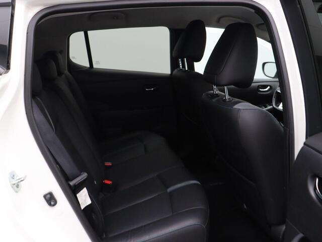 Nissan LEAF Tekna 40 kWh | Bose Premium Audio | 87% SoH | Adaptive cruise control | Lederen bekleding | Climate control | Stoel en stuurverwarming | – foto 9