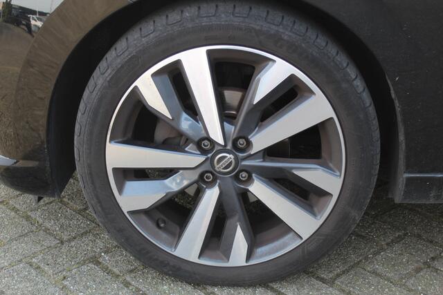 Nissan MICRA 0.9 IG-T Tekna Airco I Cruise control I Trekhaak I 360camera I Elek ramen