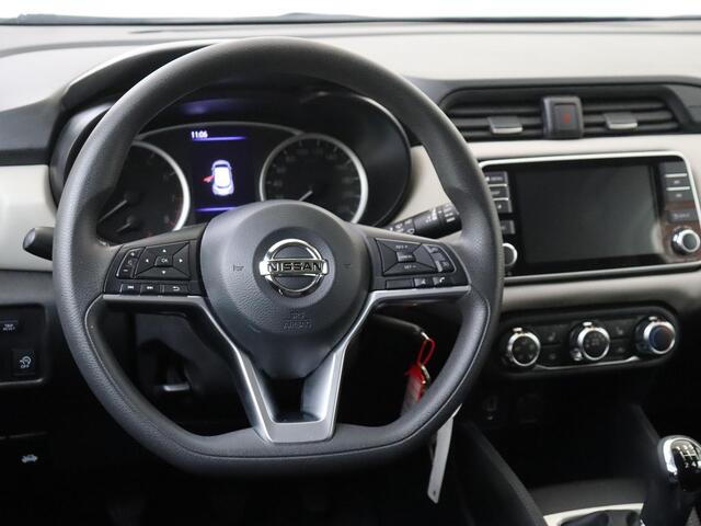 Nissan MICRA 1.0 IG-T N-Tec | Zwarte lichtmetalen velgen 17" | Navigatie | Airco | Stoelverwarming | Parkeersensoren achter