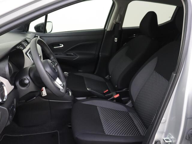 Nissan MICRA 1.0 IG-T N-Tec | Zwarte lichtmetalen velgen 17" | Navigatie | Airco | Stoelverwarming | Parkeersensoren achter