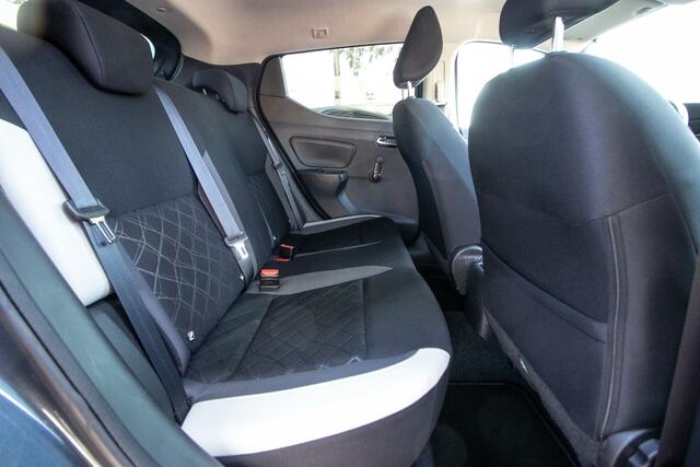 Nissan MICRA 0.9 IG-T N-Connecta All-in rijklaarprijs | Nav | Cam | Privacy glass