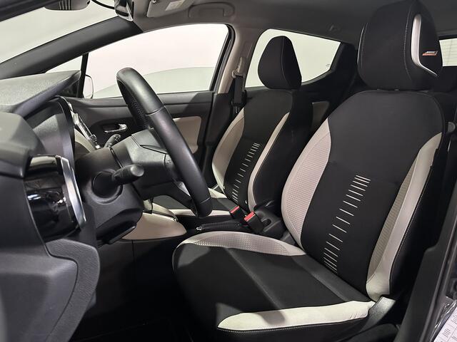 Nissan MICRA 1.0 IG-T Acenta - Automaat - Camera / Bluetooth / Bose Audio