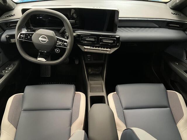 Nissan MICRA EVOLVE 52 kWh / ¤2500,- Eindejaarsvoordeel / Nieuw uit Voorraad Leverbaar / 417 KM WLTP / Lederen Bekleding / Harman Kardon Premium Audio / Google Maps Navigatie /