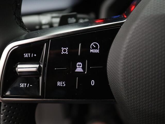 Nissan MICRA EVOLVE 52 kWh Automaat Camera | Adapt. Cruise | Stoel-/stuurverw.