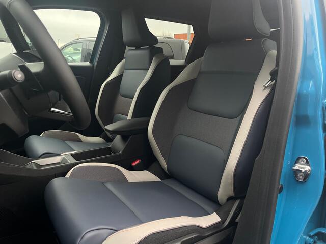 Nissan MICRA EVOLVE 52 kWh 150PK | Harman Kardon Audio | Adaptieve Cruise Control met Stuurhulp | Stoel- en Stuurverwarming | 18'' Inch Velgen | Google Navigatie | One-Pedal Drive | Apple CarPlay & Android Auto | Nieuw uit voorraad leverbaar!