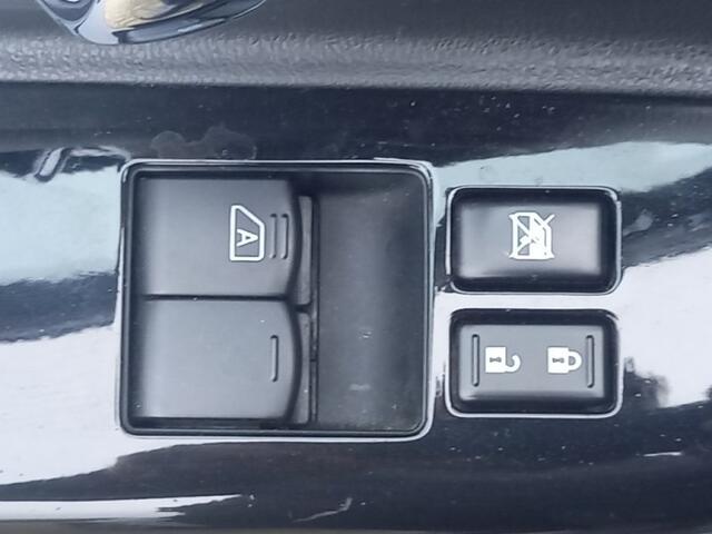 Nissan MICRA 1.2 connect edition n-tec 5-drs/ clima/ cruise/ lmv/ trekhaak