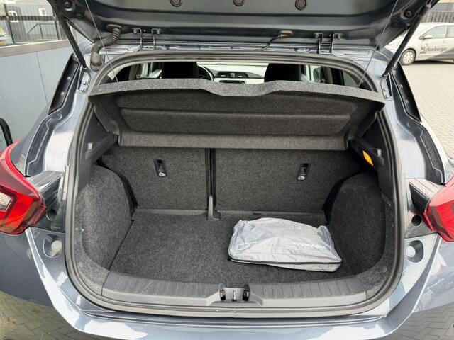 Nissan MICRA 0.9 IG-T N-Connecta / Cruisecontrol / Navi / Camera