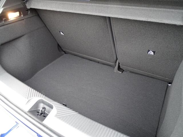 Nissan MICRA ADVANCE 52 kWh APPLE CARPLAY & ANDROID AUTO / METALLIC LAK