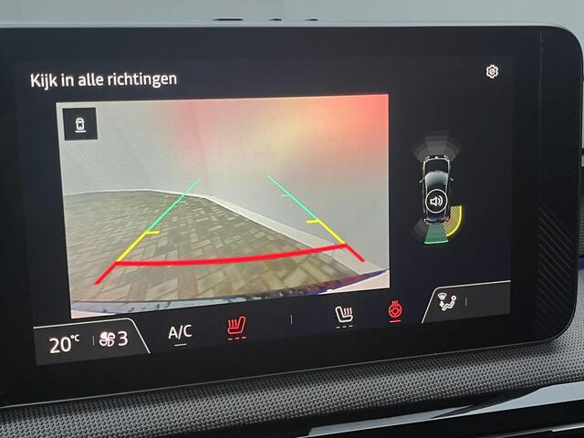 Nissan MICRA EVOLVE 52 kWh / ** ¤ 4.500,- Voorraadvoordeel ** / Uit voorraad leverbaar / 417 km WLTP / 5 Jaar Fabrieksgarantie / Harman en Kardon Geluidssysteem / Google Maps Navigatie / Camera / Stoel- en Stuurverwarming / Climate Control / Adaptive Cruise Control /