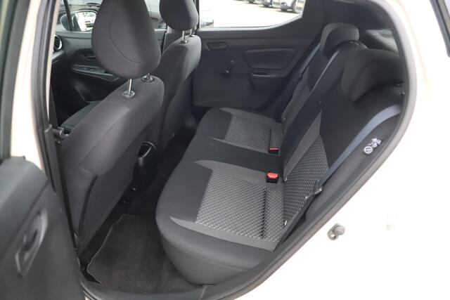 Nissan MICRA 1.0 IG-T Visia Airco Radio Bluetooth Stoelverwarming Elektrische Ramen