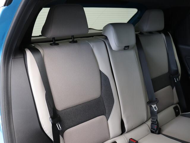 Nissan MICRA Advance + Interieur "Chill" 52 kWh | Achteruitrijcamera | Draadloze Apple Carplay® & Android Auto® | Draadloze smartphonelader