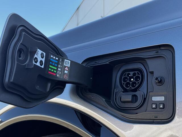 Nissan MICRA ADVANCE 40 kWh / ** € 2.500,- Voorraad voordeel ** / 5 Jaar Fabrieksgarantie / Stuur- en Stoelverwarming / Achteruitrijcamera / Adaptieve Cruise Control / Google Maps Navigatie / Apple Carplay & Android Auto / Climate Control / Keyless Entry & Start / Parkeersensoren voor en achter