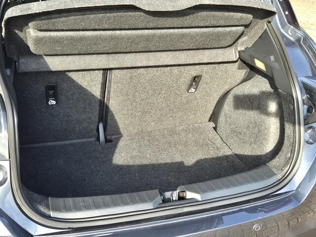 Nissan MICRA 0.9 IG-T N-Connecta NAVIGATIE / CAMERA / CRUISE CONTROL / STOEL VERWARMING