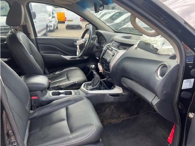 Nissan NAVARA 2.3 dCi 140KW Double Cab 5P KLIMA NAVI CAM 4WD