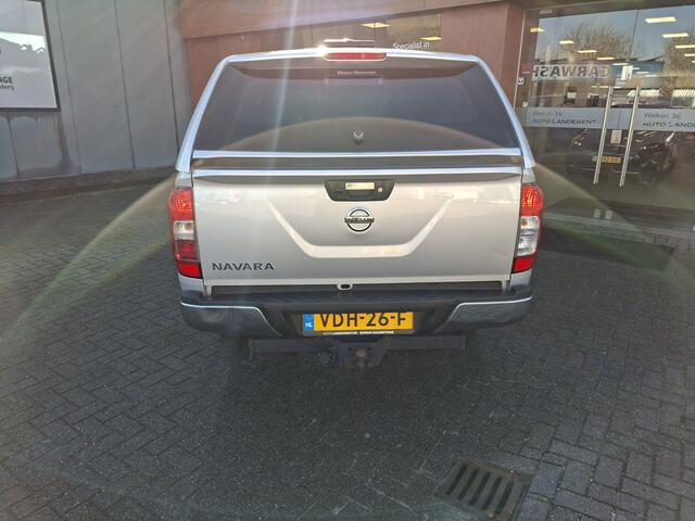 Nissan NAVARA 2.3 dCi N-Connecta King Cab 3500 kg trekgewicht | Bullbar | Hard top | Lederen bekleding | ex. BTW