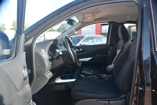 Nissan NAVARA 2.3 dCi N-Connecta King Cab | Navigatie | Camera | 4X4 | Cruise-control | Clima | NL auto!! |