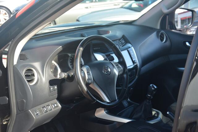 Nissan NAVARA 2.3 dCi N-Connecta King Cab | Navigatie | Camera | 4X4 | Cruise-control | Clima | NL auto!! |