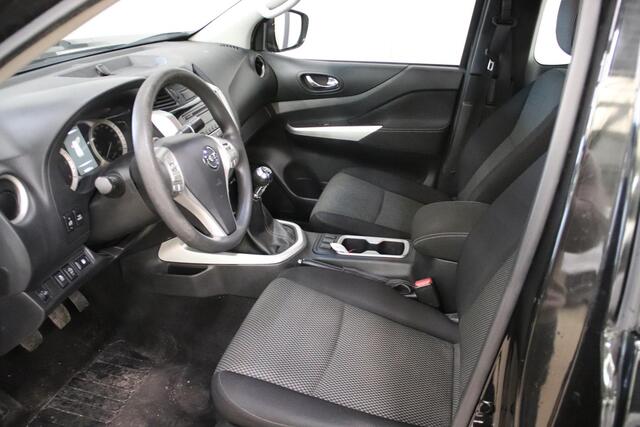 Nissan NAVARA 2.3 dCi PICK UP 4X4 3500KG trekvermogen Nissan NAVARA 2.3 dCi PICK UP 4X4 – foto 3