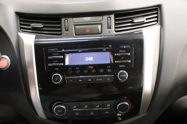 Nissan NAVARA 2.3 dCi PICK UP 4X4 3500KG trekvermogen Nissan NAVARA 2.3 dCi PICK UP 4X4 – foto 8
