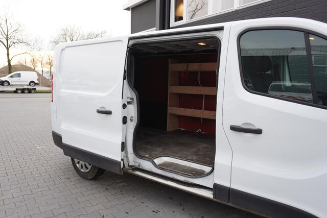 Nissan NV300 1.6 dCi L2 EURO 6 - Airco - Navi - Cruise - ¤9.900,- Excl.