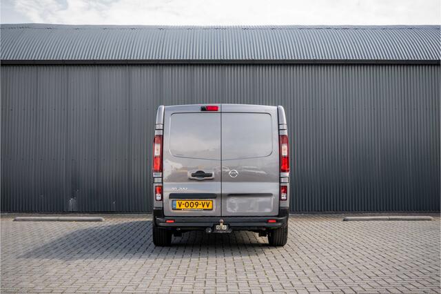 Nissan NV300 1.6 dci 125PK L2H1 | DC 6-Zits | Camera | Cruise | Airco | Trekhaak