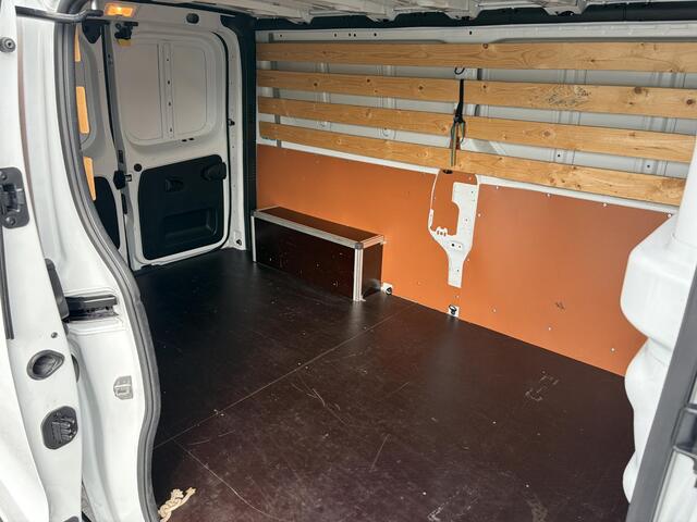 Nissan NV300 1.6 dCi 120 L2H1*MARGE*HAAK*A/C*CRUISE*PDC*TEL*