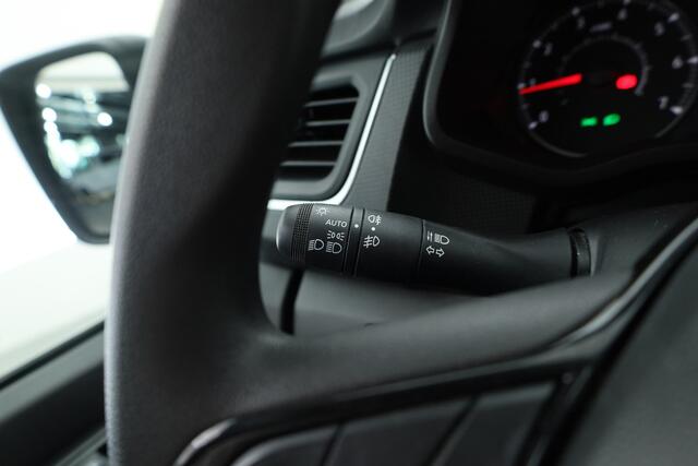 Nissan PRIMASTAR 2.0 dCi L2H1 Acenta | Dubb.Cab | 6 pers. | Cruise | Trekhaak | Airco |